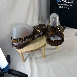 SEZANA WOMENS JUDITH LOW SANDAL. Olive GREEN PYTHON sz10 retail 220